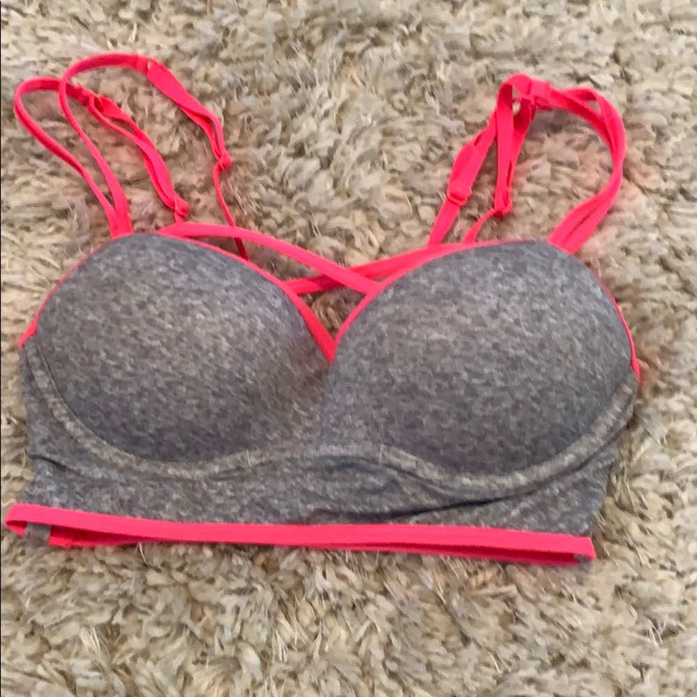 VS sports bra